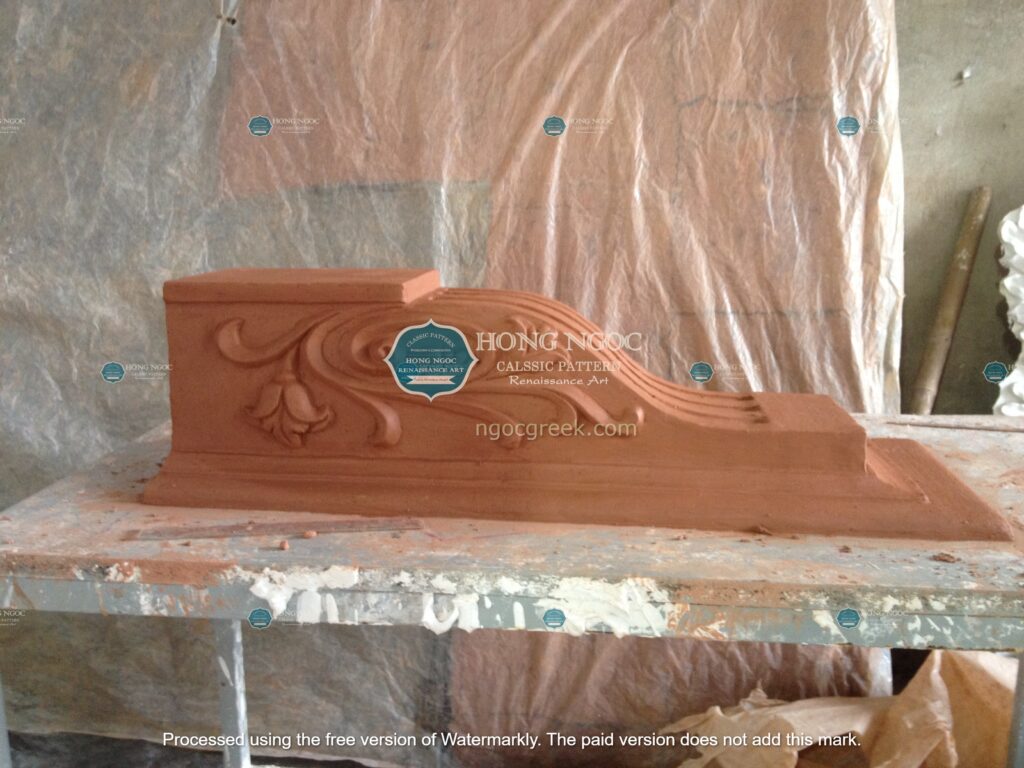giá phù điêu xi măng hoa văn cổ điển