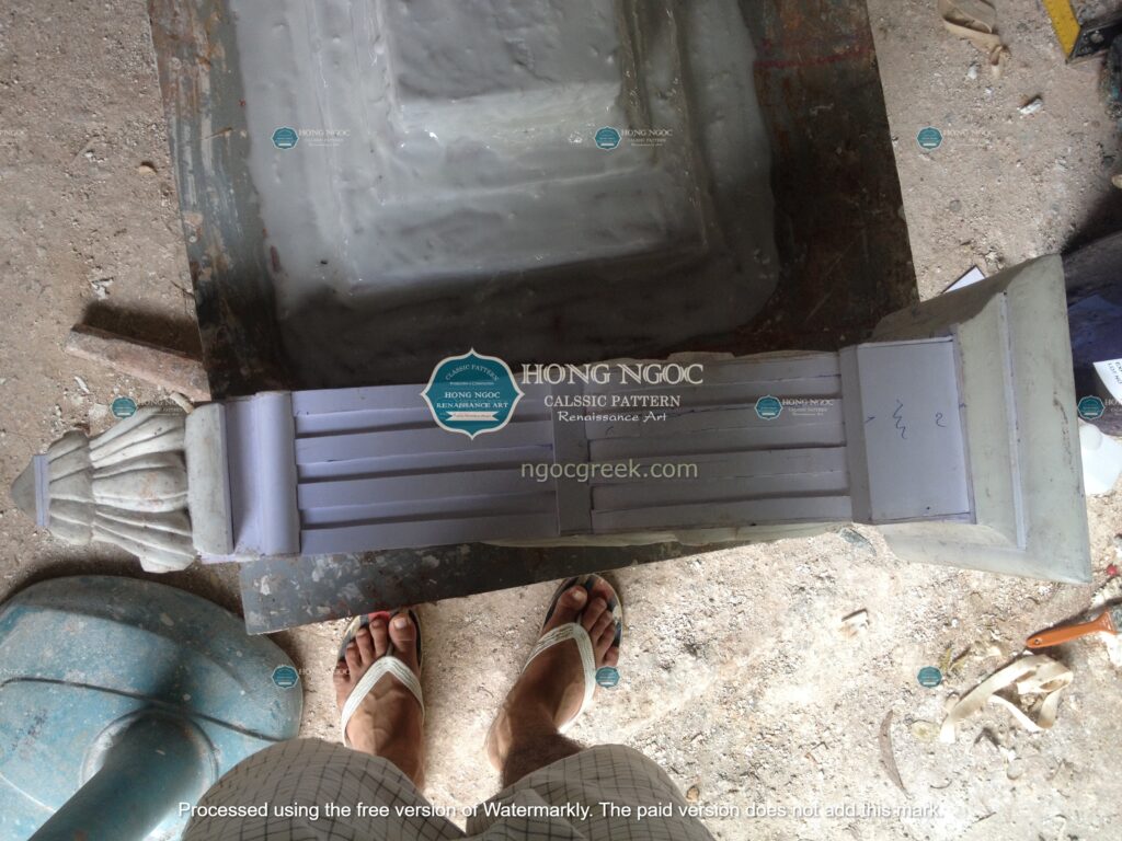 Ở đâu bán khuôn đúc hoa văn xi măng chất lượng cao?