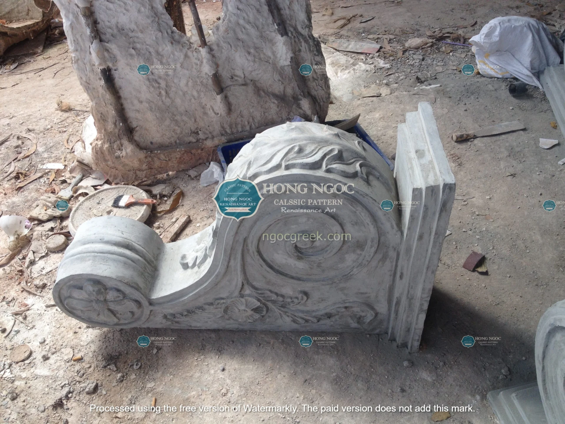 tranh xi măng đắp nổi cho tường hành lang